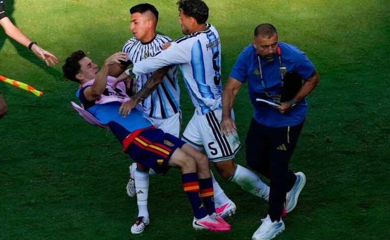 Sanciones de la FIFA contra Argentina por incidentes en la final mundialista