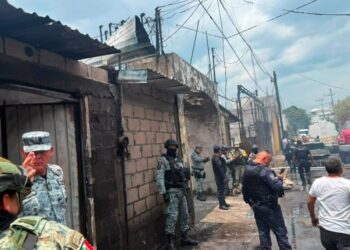 Denuncian presuntas omisiones de fiscalía y protección civil tras explosión en Cuernavaca