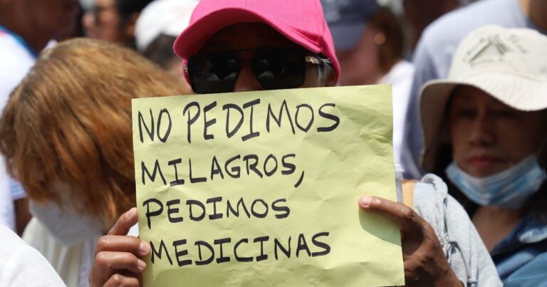 Recorte en catálogo de medicamentos del IMSS-Bienestar genera quiebre asistencial