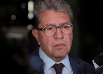 Ricardo Monreal exige cordura en San Lázaro tras choque legislativo