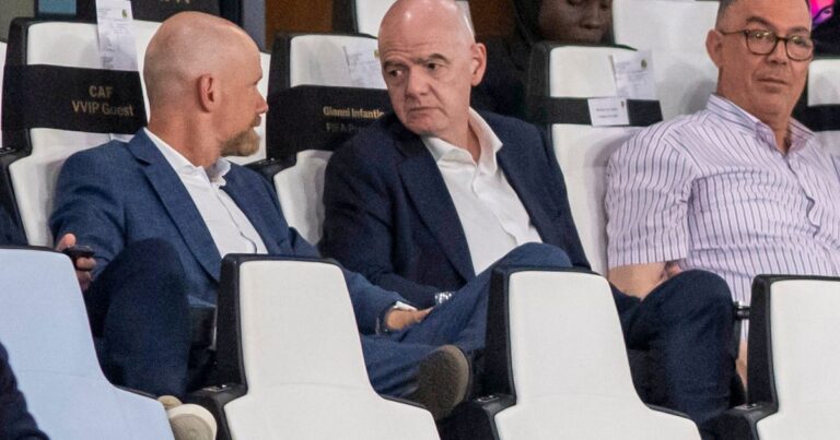 Aficionados exigen la salida de Gianni Infantino de la FIFA por traición