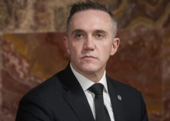 Adrián Rubalcava anuncia controles estrictos contra el lucro en locales del Metro