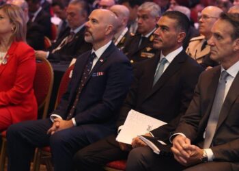 Omar García Harfuch redefine la seguridad nacional en foro de la DEA