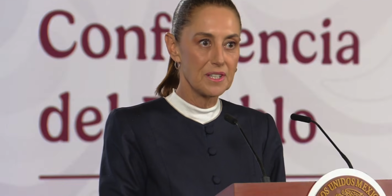 Claudia Sheinbaum respalda restricción de celulares en escuelas nacionales