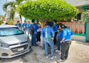 PROTESTA EN MEGACABLE: Denuncian trabajadores acoso y amenazas de despido