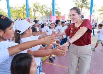 Clausura Atenea Gómez el curso “Baaxlo’ob Paalalo’ob 2026”