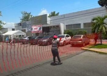 ENDURECE PROTESTA: Bloquea colectivo calle de acceso a la FGE en Chetumal