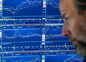 Mercados financieros operan bajo cautela por riesgos en el petróleo