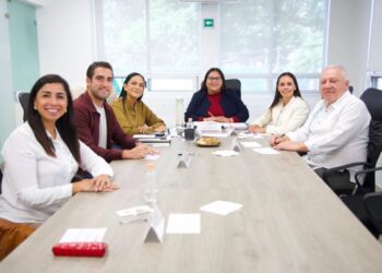 ARRANCAN ENCUESTAS: Reúne Morena a aspirantes a candidatura a gubernatura de QR