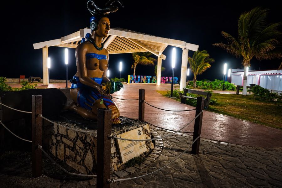 ISLA MUJERES: Concluye renovación de luminarias en Punta Sur 1 PUNTA SUR2