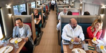 Tren Maya estrenará restaurante a bordo y reactivará corridas Cancún-Playa del Carmen