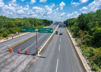 Reabre Estefanía avenida Flor de Ciruelo tras rehabilitación de 25 mdp