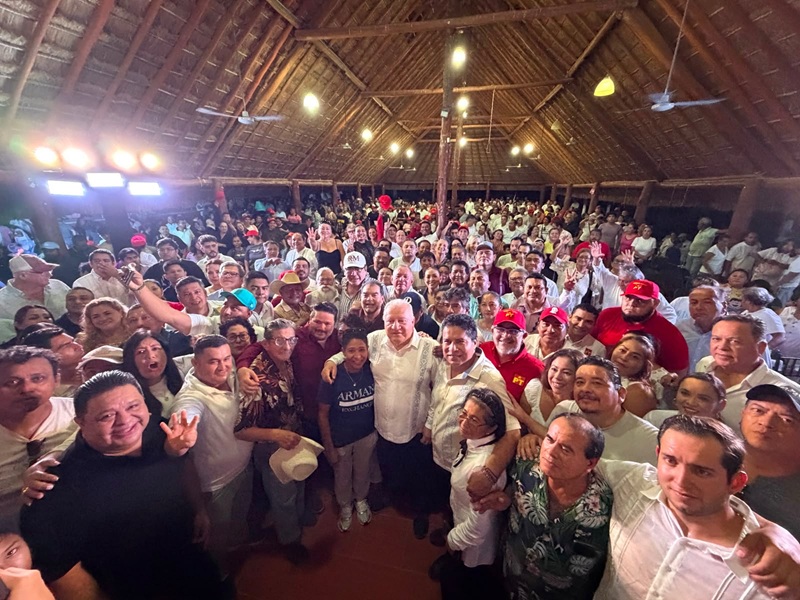 PLAYA DEL CARMEN: Encabeza "Rafa" Marín asamblea y llama a cerrar filas 1 WhatsApp Image 2026 08 14 at 8.35.54 AM 1