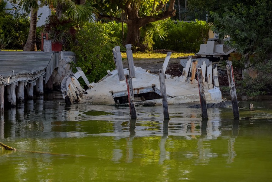 CANCÚN: Retiran embarcaciones abandonadas de la Laguna Nichupté 2 WhatsApp Image 2026 08 26 at 2.28.17 PM