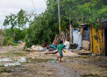 Empeora pobreza laboral en Quintana Roo; también cae ingreso real por habitante