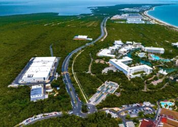 CORREDOR CANCÚN-ISLA BLANCA: Descarta SEDETUS afectaciones por amparos