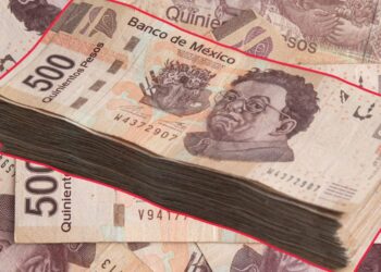El peso mexicano retrocede frente al dólar en la antesala del paquete económico 2027