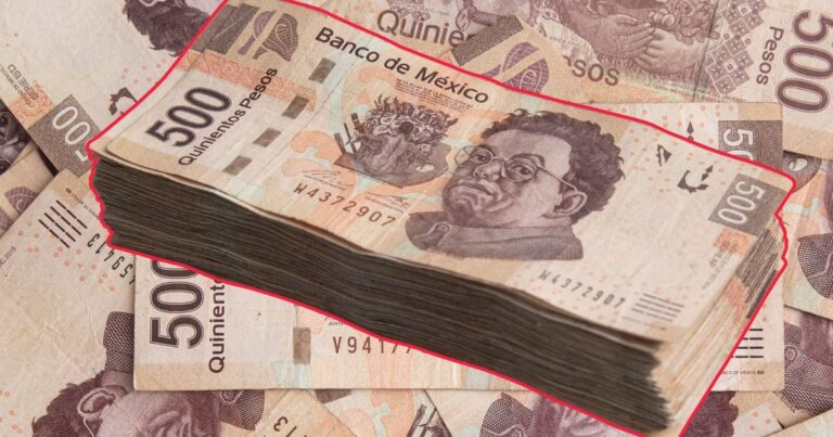 El peso mexicano retrocede frente al dólar en la antesala del paquete económico 2027