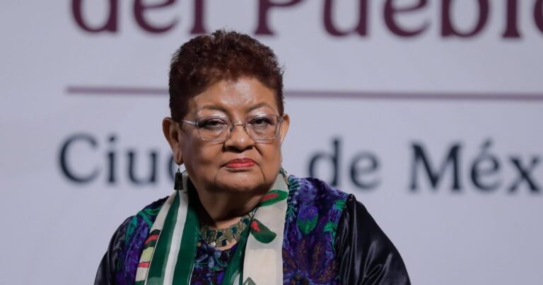 FGR mantiene bajo llave expediente de la verdad histórica sobre Ayotzinapa