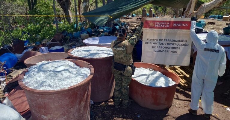 Marina desmantela tres laboratorios de drogas sintéticas en Sinaloa