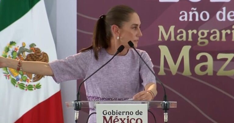 Claudia Sheinbaum interrumpe acto en Colima por desvanecimiento de asistente