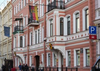 Rusia ordena el cierre del consulado alemán en San Petersburgo