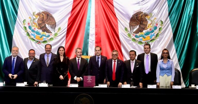 Paquete económico 2027 llega al congreso con reformas clave en aduanas y catastro