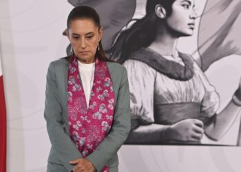 Deuda de México al 55% del PIB para 2027 según hacienda