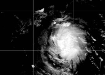 Tormenta tropical Norbert surge en el pacífico sin riesgo para baja california