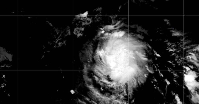 Tormenta tropical Norbert surge en el pacífico sin riesgo para baja california
