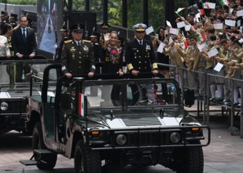 Ejército mexicano cierra filas con Claudia Sheinbaum ante presiones de Estados Unidos