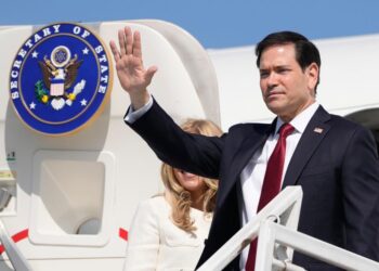 Marco Rubio castiga a Sudáfrica con bloqueo de visas por discriminación a blancos