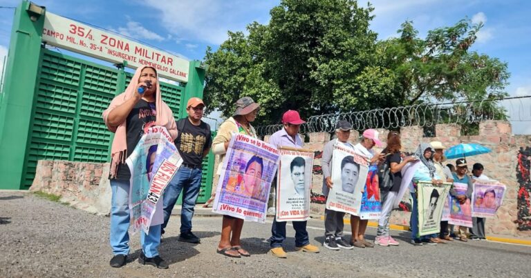 17 normalistas de Ayotzinapa estuvieron en Barandillas de Iguala según Gobierno Federal