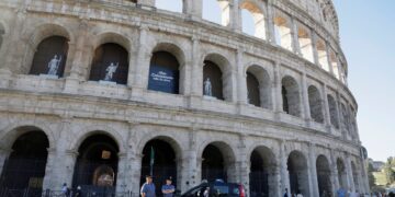 El coliseo de Roma cierra repentinamente tras el fallecimiento de un operario