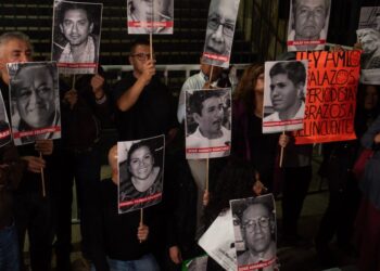 Berkeley documenta 337 asesinatos de periodistas y defensores durante el sexenio de López Obrador