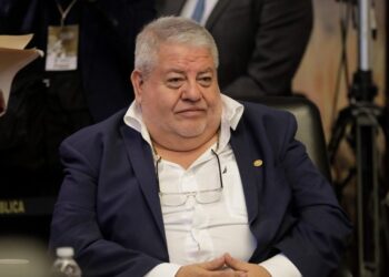 Manuel Huerta descarta ley anti memes tras reforma a propiedad industrial