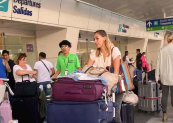 PAQUETE FISCAL: Plantean aumento de 35% al DNR para turistas extranjeros en 2027