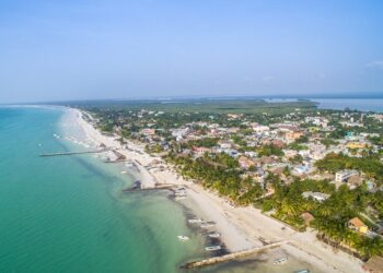 Semarnat autoriza hotel en Holbox, pero impone restricciones ambientales