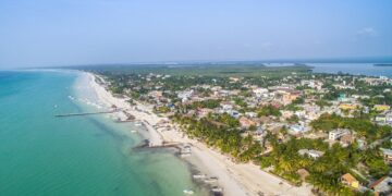 Semarnat autoriza hotel en Holbox, pero impone restricciones ambientales