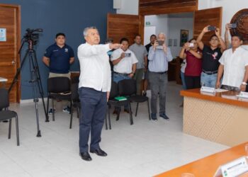RELEVO: Rafael Martínez Ruiz, nuevo titular del INM en QR