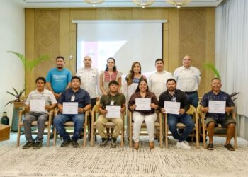 Avanza ordenamiento en Parque del Jaguar con entrega de credenciales oficiales 2 Avanza ordenamiento en Parque del Jaguar con entrega de credenciales oficiales