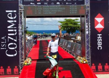 IRONMAN 70.3: Atletas mexicanos suben al podio en Cozumel 2 IRONMAN 70.3: Atletas mexicanos suben al podio en Cozumel