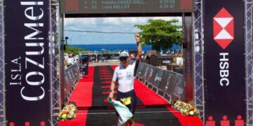 IRONMAN 70.3: Atletas mexicanos suben al podio en Cozumel