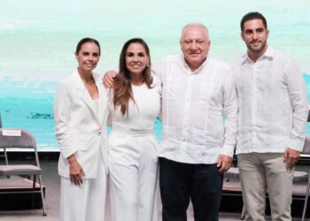 “Rafa” va al informe y se toma la foto de la unidad (VIDEO)