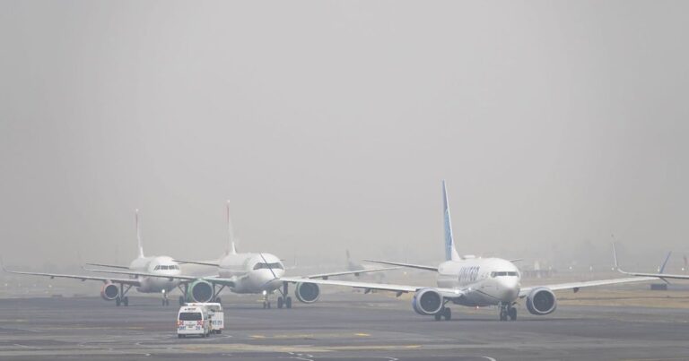 Gobierno dispara cobros en vías y espacio aéreo para aerolíneas y trenes privados