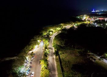 ALUMBRADO EN CHETUMAL: Concluyen primera etapa de iluminación del Boulevard Bahía 2 ALUMBRADO EN CHETUMAL: Concluyen primera etapa de iluminación del Boulevard Bahía