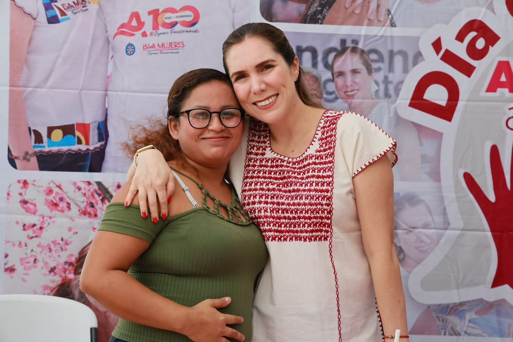 ISLA MUJERES: Acercan servicios municipales a familias de la Zona Continental 1 WhatsApp Image 2026 09 25 at 2.43.59 PM