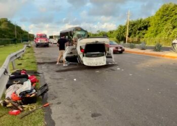 DOBLE VOLCADURA EN LA 307: Resultan lesionadas dos personas tras choque