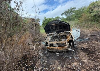 TRAS 3 DÍAS: Hallan calcinado taxi de chofer privado de la libertad en Puerto Aventuras 1 TRAS 3 DÍAS: Hallan calcinado taxi de chofer privado de la libertad en Puerto Aventuras