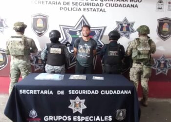 Detienen a cubano con 82 bolsitas de presuntas drogas en Cancún